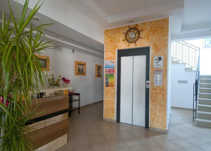 Alma Apartmanhotel 3*